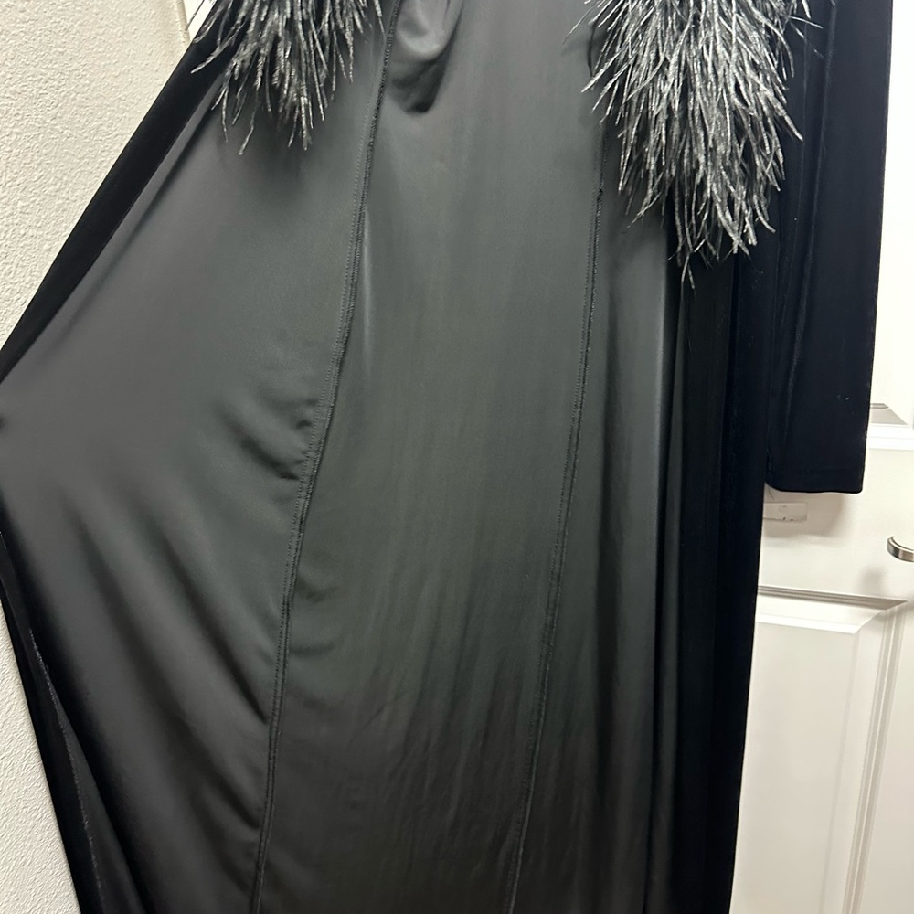 Like new Vtg Patra Black Velvet Ostrich Feather Shawl Collar Long Duster L - Picture 6 of 14